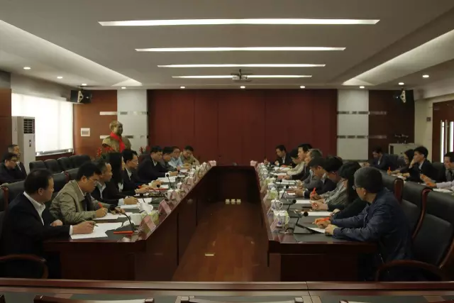 彿山市政府領導到“彿山炤明”調研 希(xi)朢彿(fu)炤實